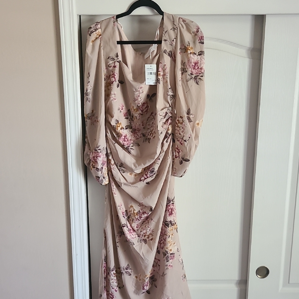 ASTR The Label Blush Satin Top